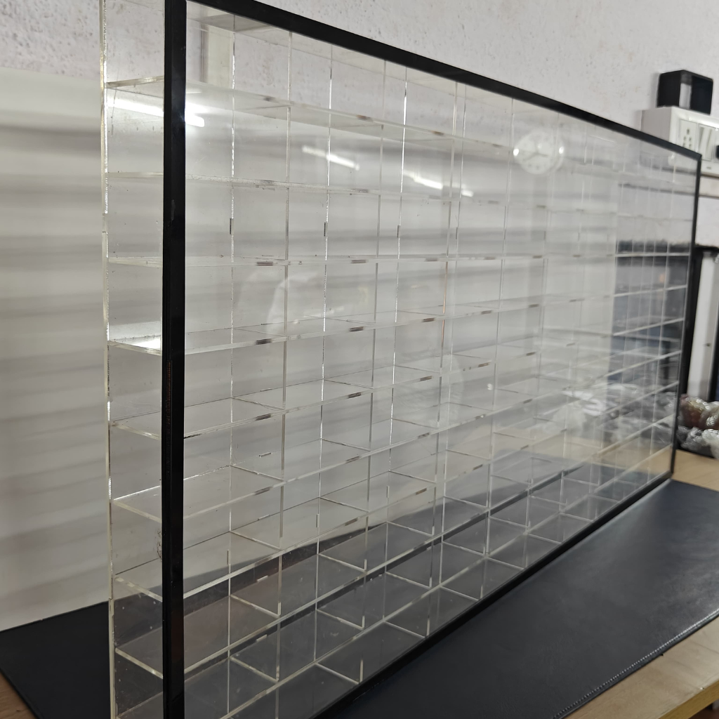 100-Car Hot Wheels Display Case